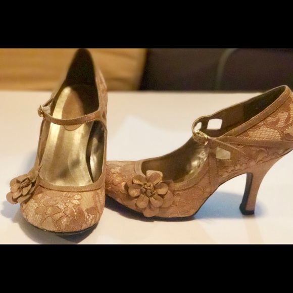 Vintage inspired Heel - Picture 3 of 6